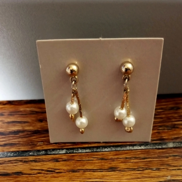 Goldtone and Faux Pearl Drop Earrings - Picture 1 of 3